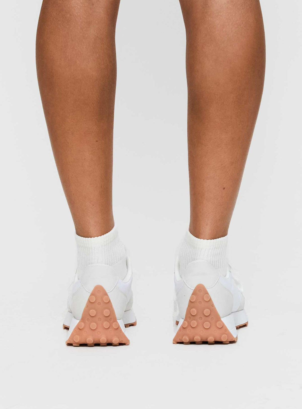 High Speed Sneakers White