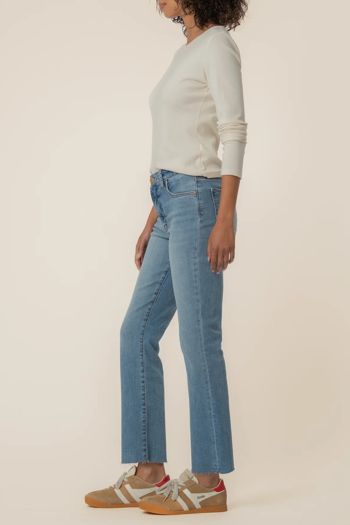 Kelsey High Rise Ankle Flair Achievement Wash