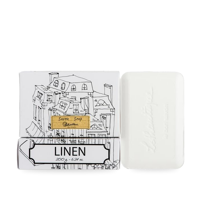 These long-lasting French-milled and vegetable-dyed soaps enriched with shea butter are perfect for any skin type.