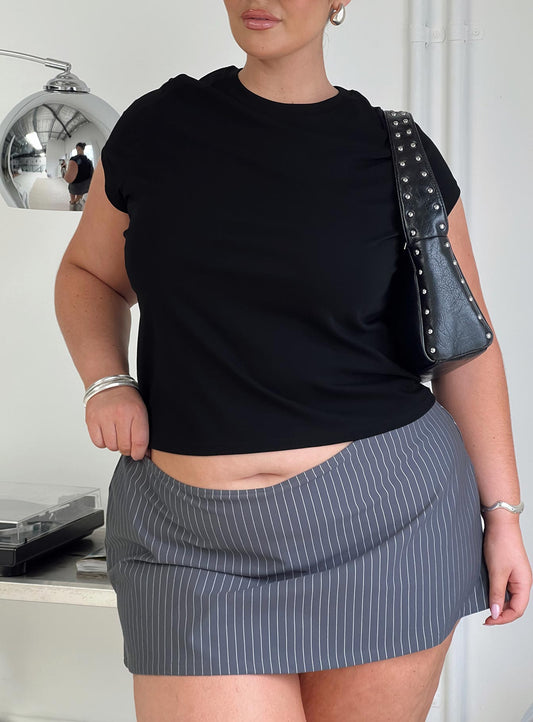 Can't Sleep Skort Charcoal Stripe Curve