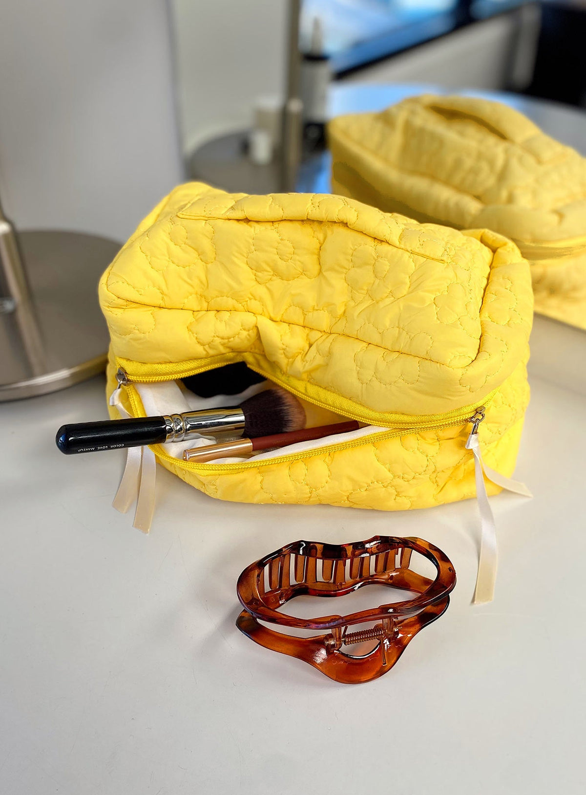 Younger Now Pouch Yellow