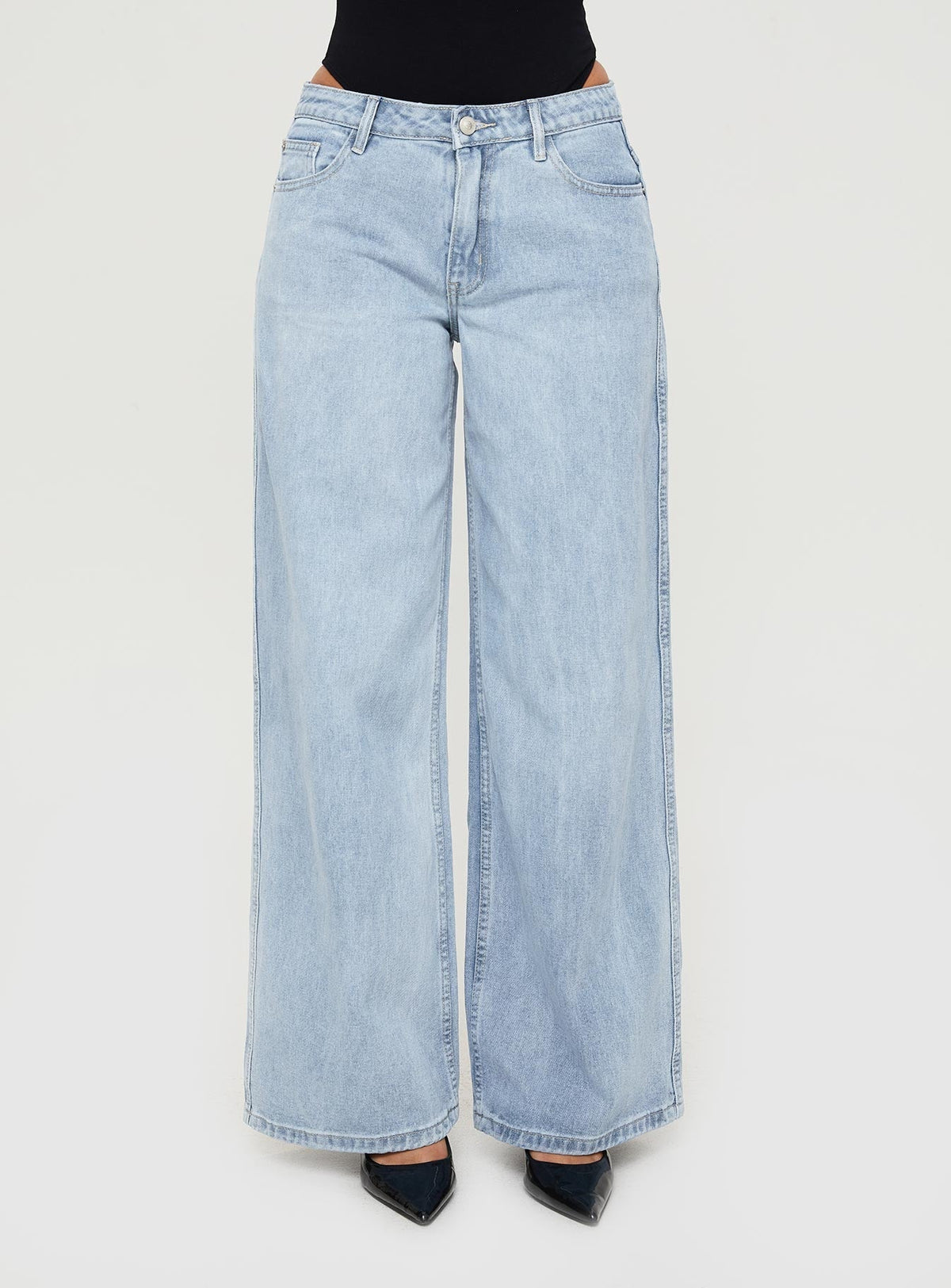 Ramos Low Rise Wide Leg Jeans Light Blue Wash Tall