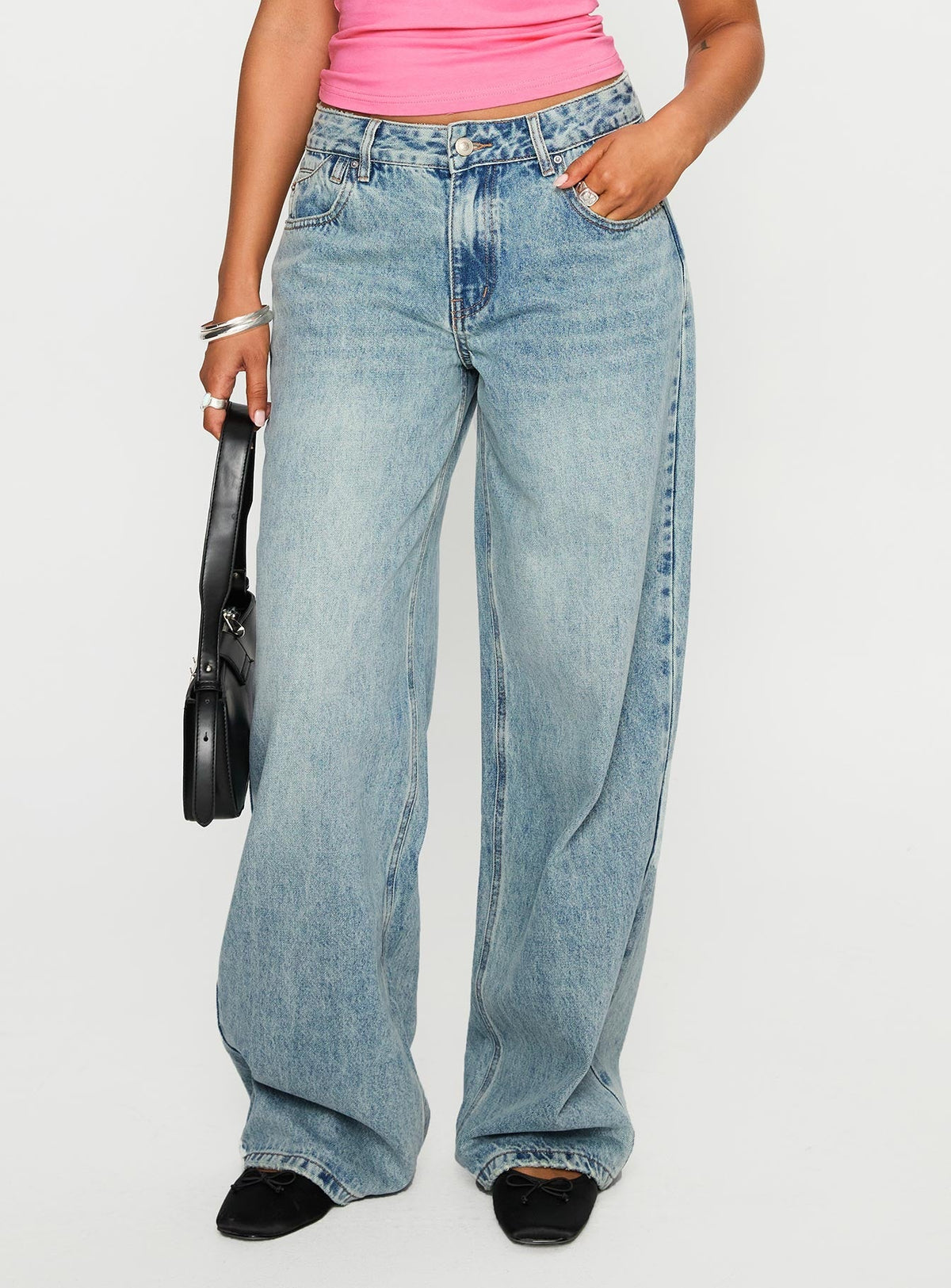 Edge Of Town Mid Rise Straight Leg Jeans Vintage Blue