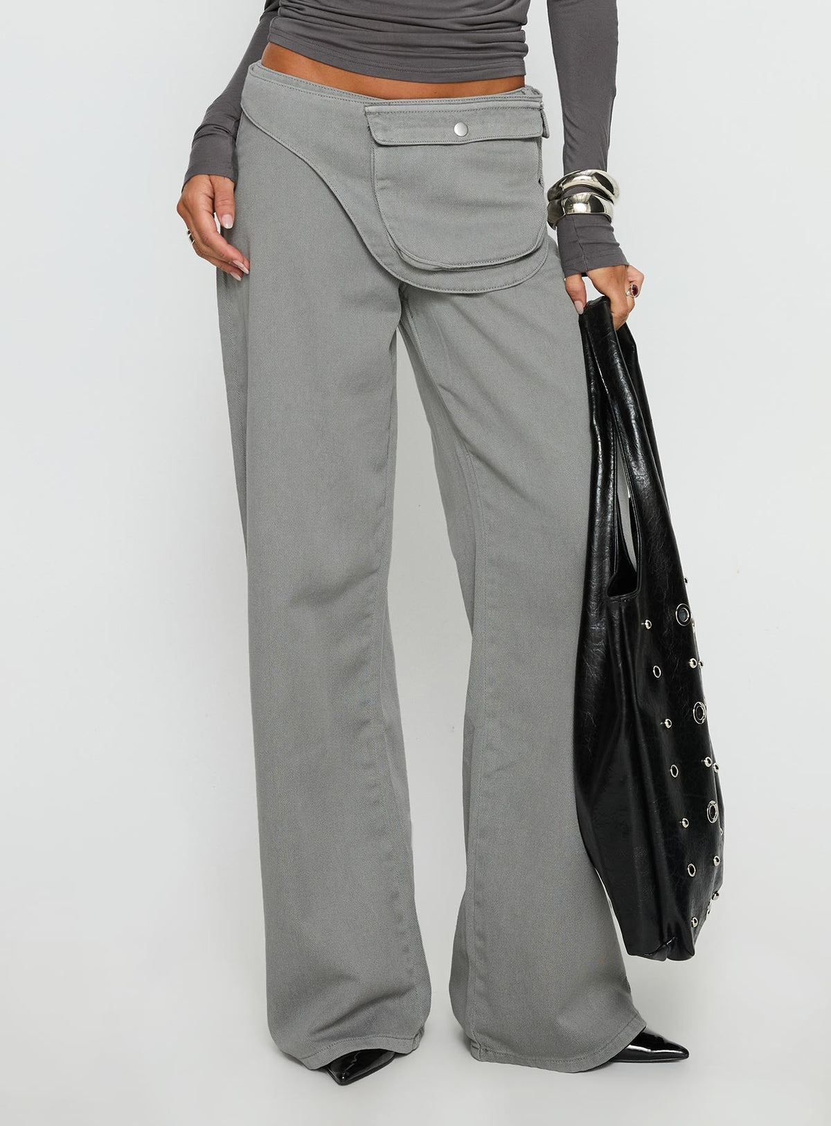 Incognito Low Rise Wide Leg Cargo Jeans Grey