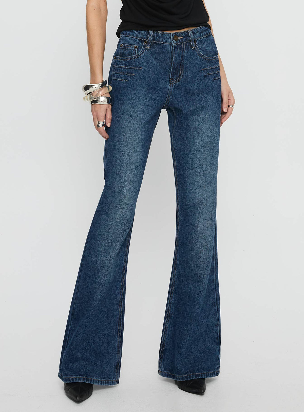 Wide World Mid Rise Bootleg Jeans Mid Blue