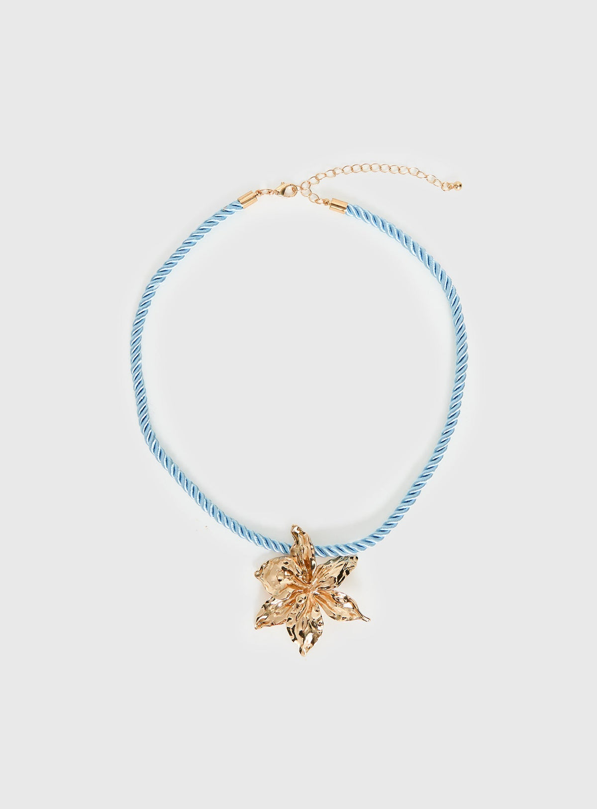 Carmelah Cord Floral Pendant Necklace Blue / Gold