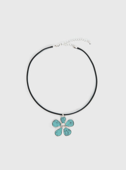 Cuteness Flower Pendant Necklace Black / Blue