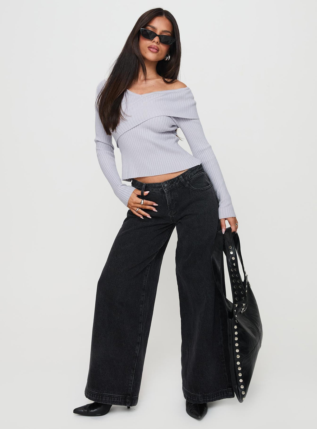 Ribbon Stamp Low Rise Wide Leg Jeans Washed Black