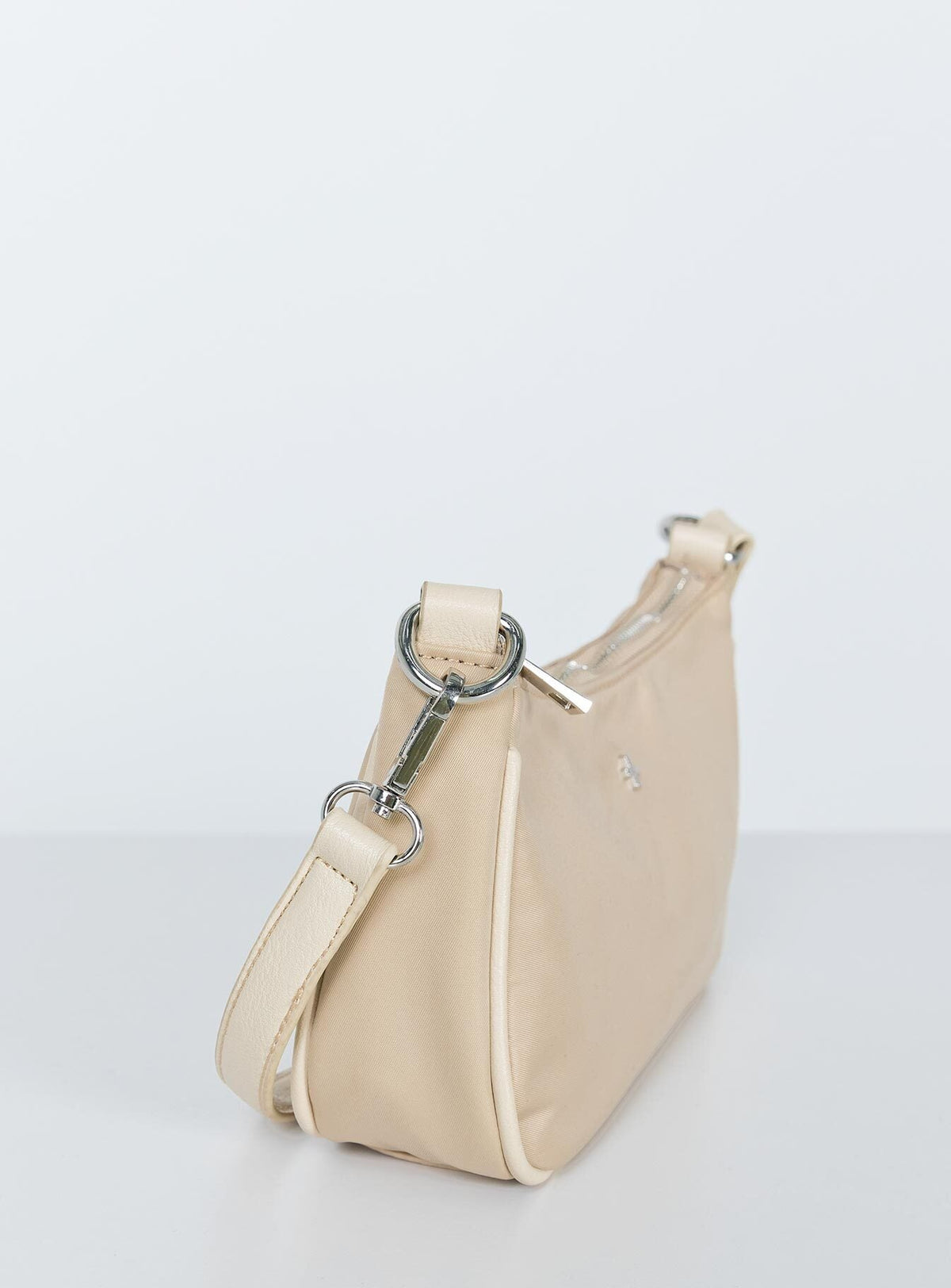 Peta & Jain Piper Bag Beige Nylon Silver Hardware