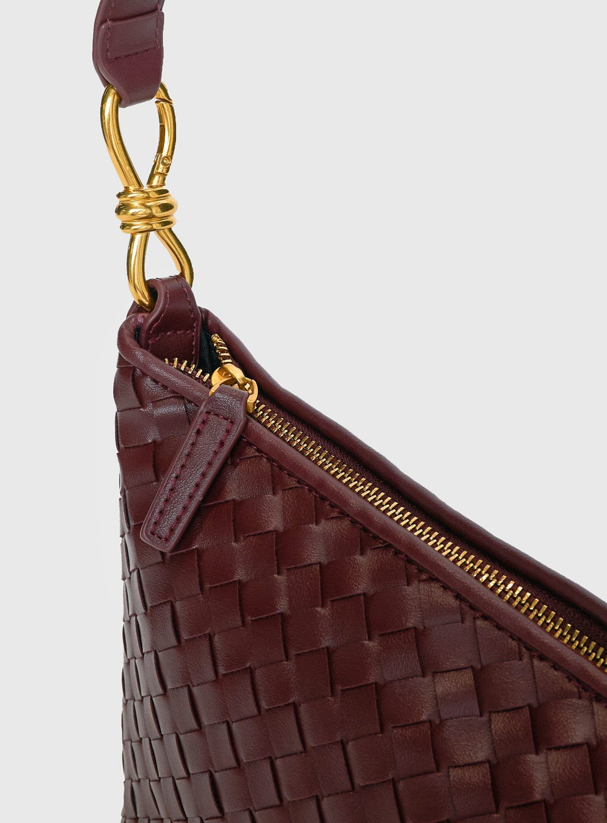 Wurli Shoulder Bag Cherry Red