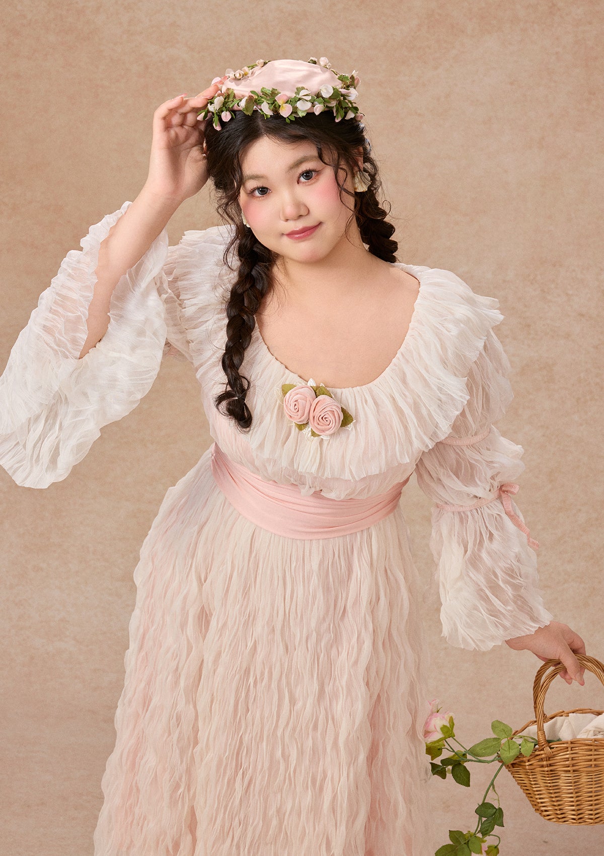 Curve&Plus Queen's Petticoat Dress
