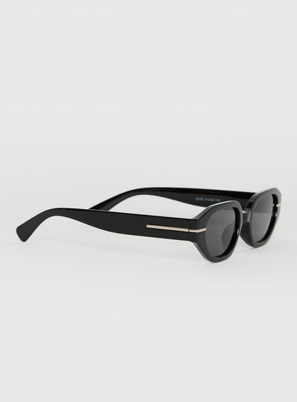 Down The Line Sunglasses Black