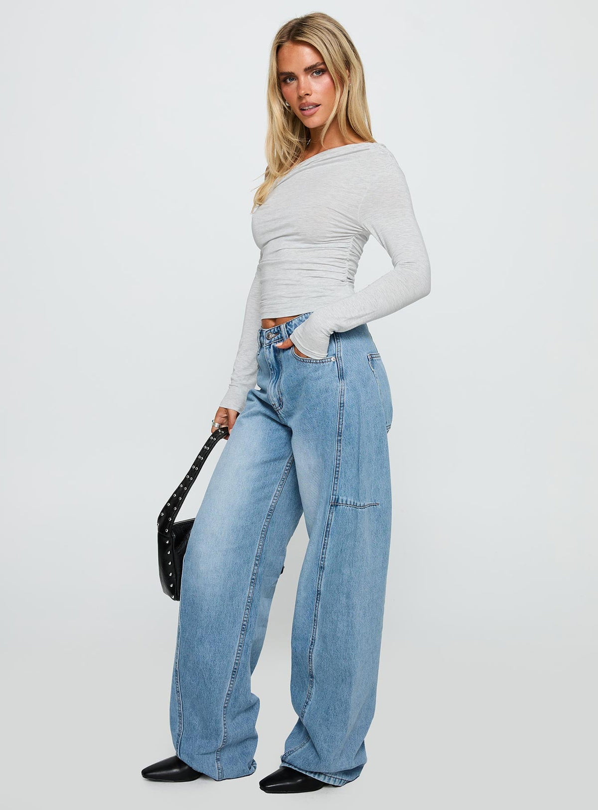 Esperance Mid Rise Barrel Leg Jeans Vintage Blue
