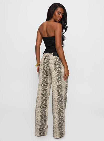 Serpentina Low Rise Straight Leg Jeans Snake