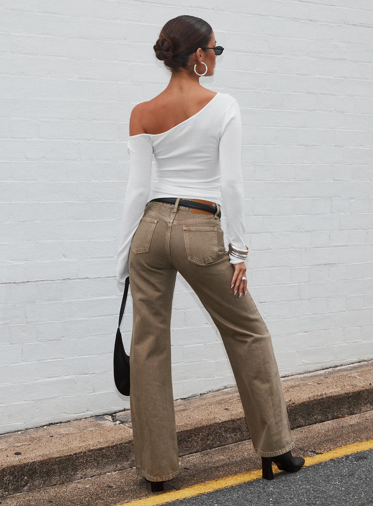 Under Control Mid Rise Wide Leg Jeans Washed Brown