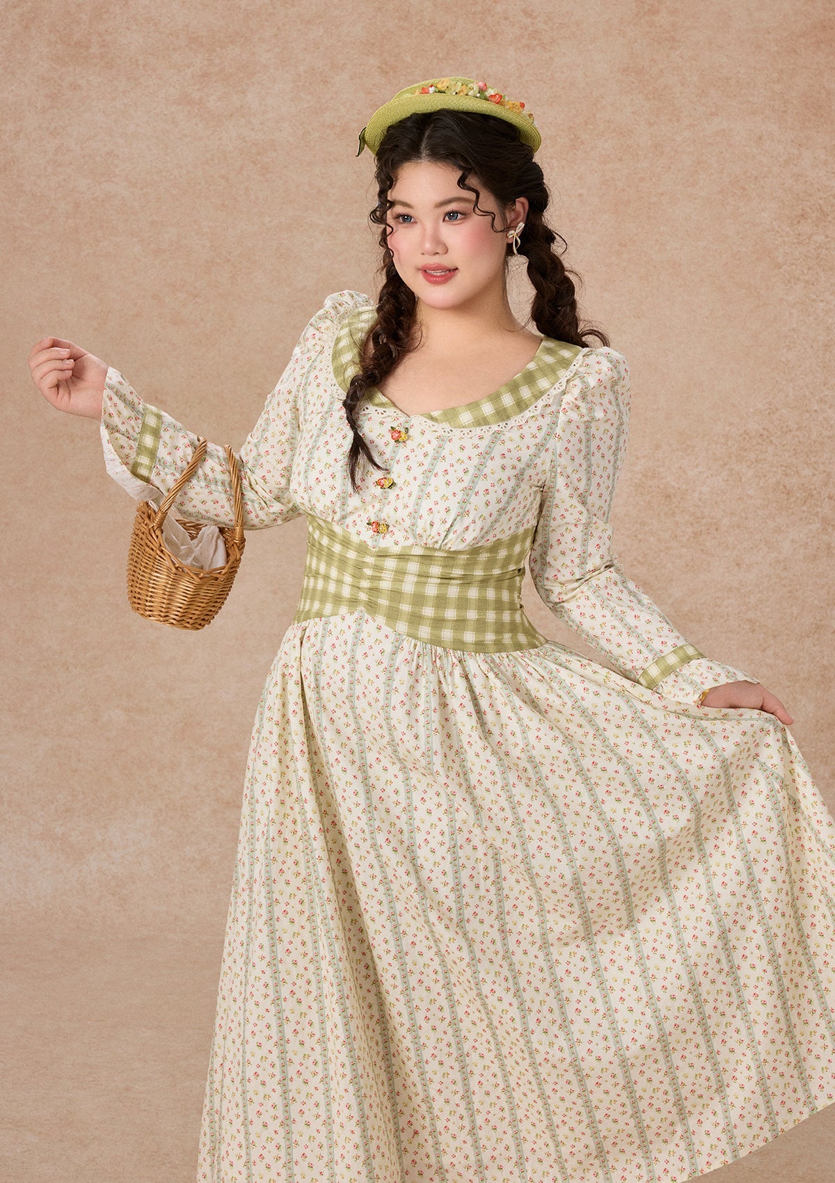 Curve & Plus Windsor Gardens Dress
