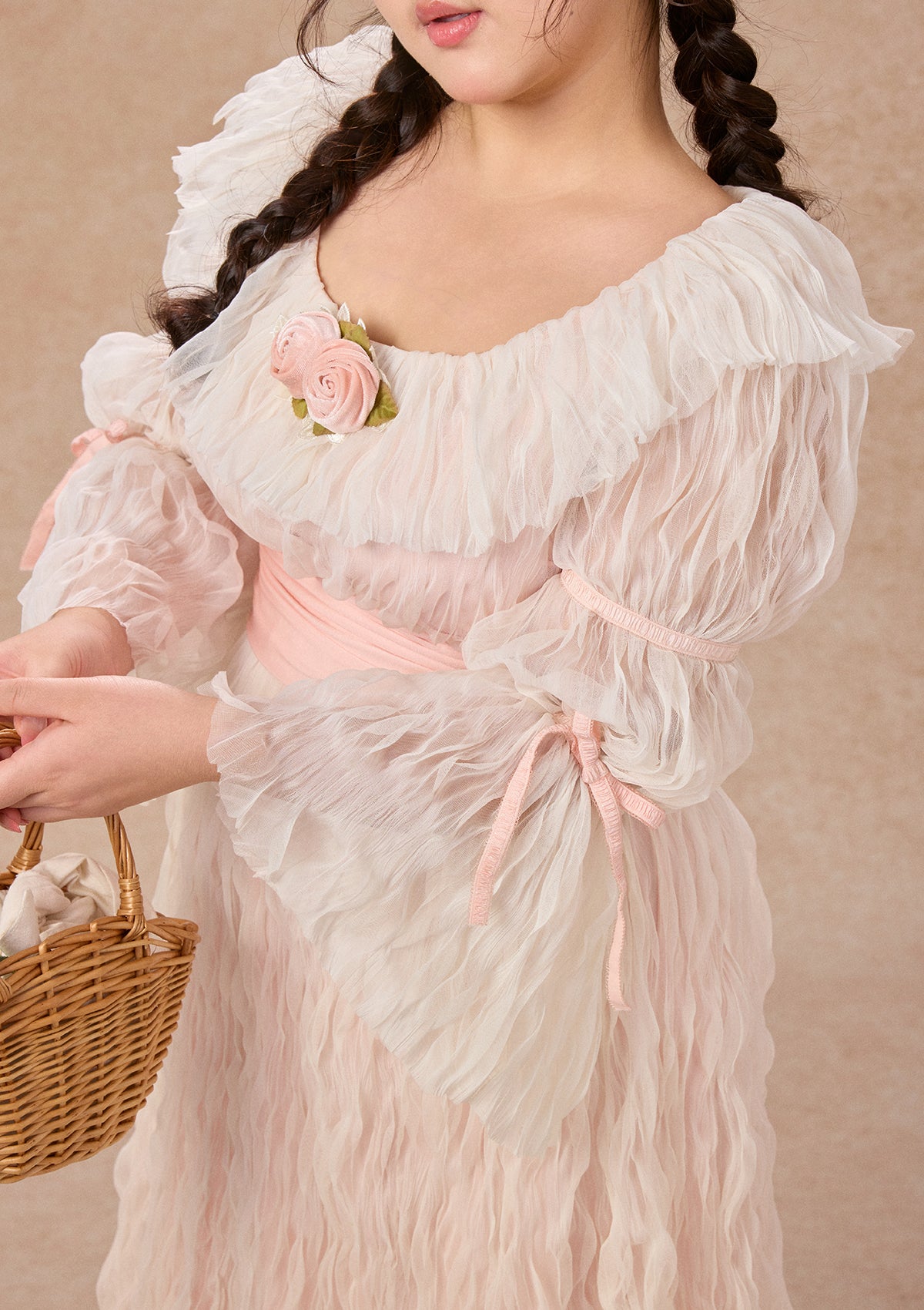 Curve&Plus Queen's Petticoat Dress