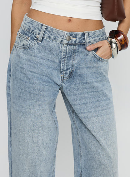 Serenitia Mid Rise Straight Leg Jeans Light Wash Tall