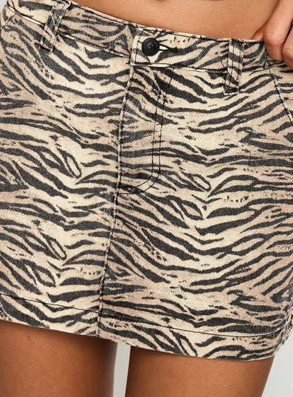 So Confident Mini Skirt Tiger