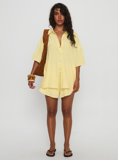 Peni Drawstring Linen Shorts Yellow