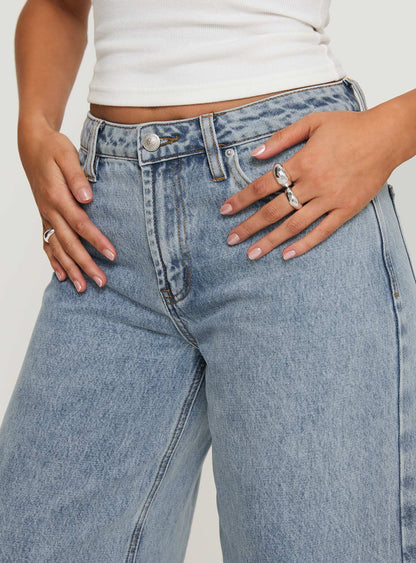 Toby Low Rise Baggy Jeans Light Wash
