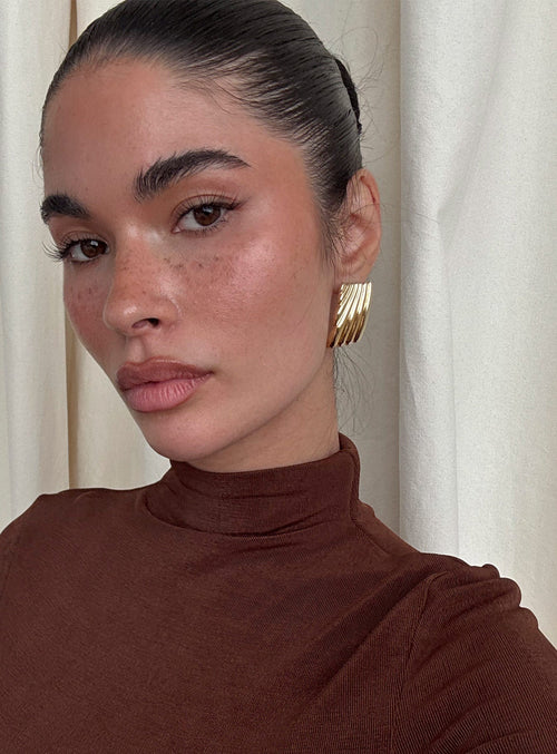 Precarious Earrings Gold