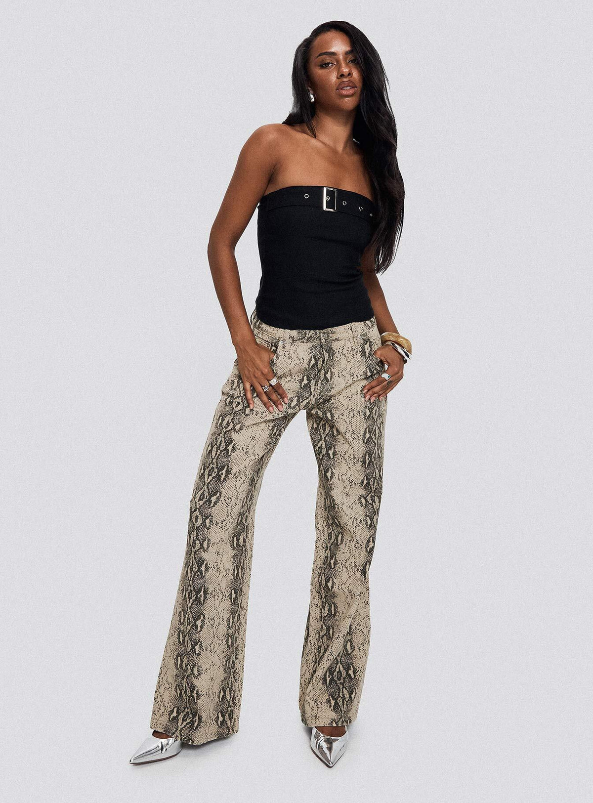Serpentina Low Rise Straight Leg Jeans Snake
