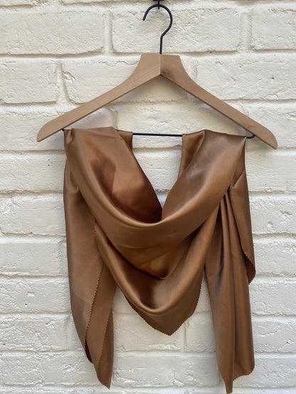 Antique Gold (Silky Satin)