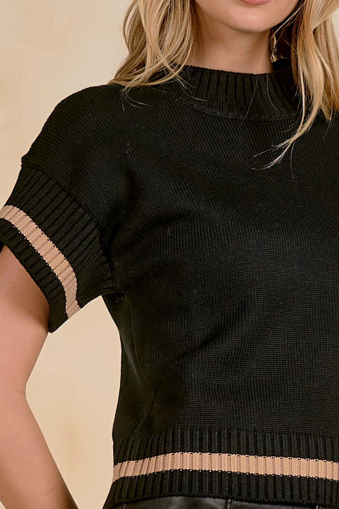 Contrast Trim Short Sleeve Sweater