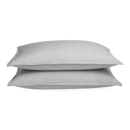 Produced in Portugal exclusively for Elte, the luxuriously soft Flannel Collection is sure to keep you warm and cozy.