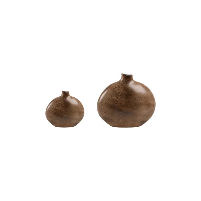 Hilary Vase