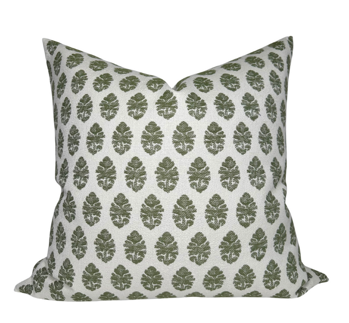 Indian Garden Paisley Woven Pillow Cover in Green