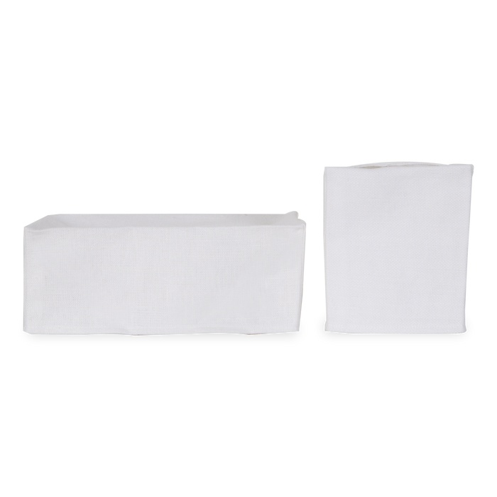 Using a beautiful 100% linen, The Linen Tissue Box Cover provides a neutral palette to any tissue box, which improves on stylistic decisions for any countertop or nightstand.