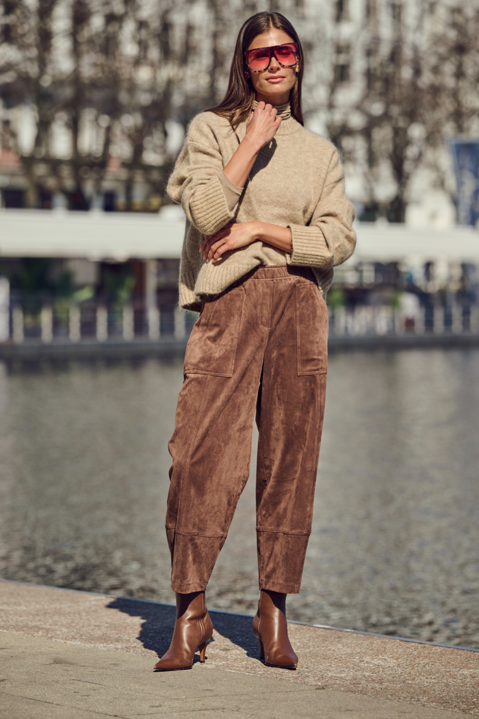 MAC Jeans Tilda Worker Trousers Truffle Brown 3482-00-0455-293 on model Shop Mac Jeans at Dotique