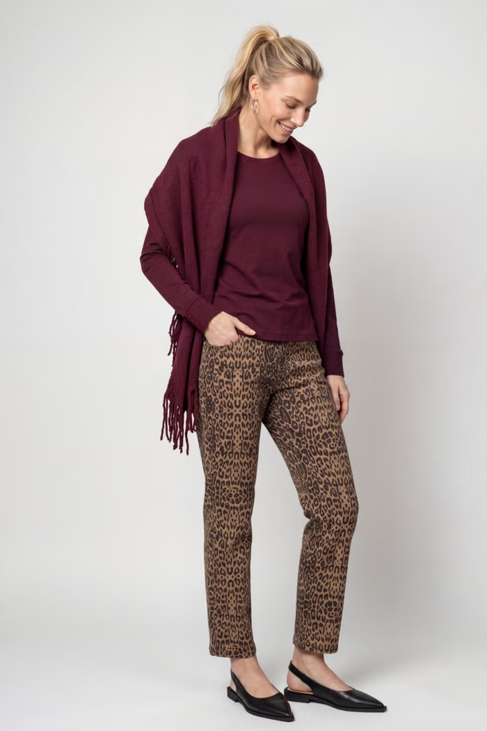 Monari Monari 810053 Rhinestone Long-Sleeved Top – Dark Bordeaux Jumper - Dark Bordeaux. You can Shop Monari at Dotique