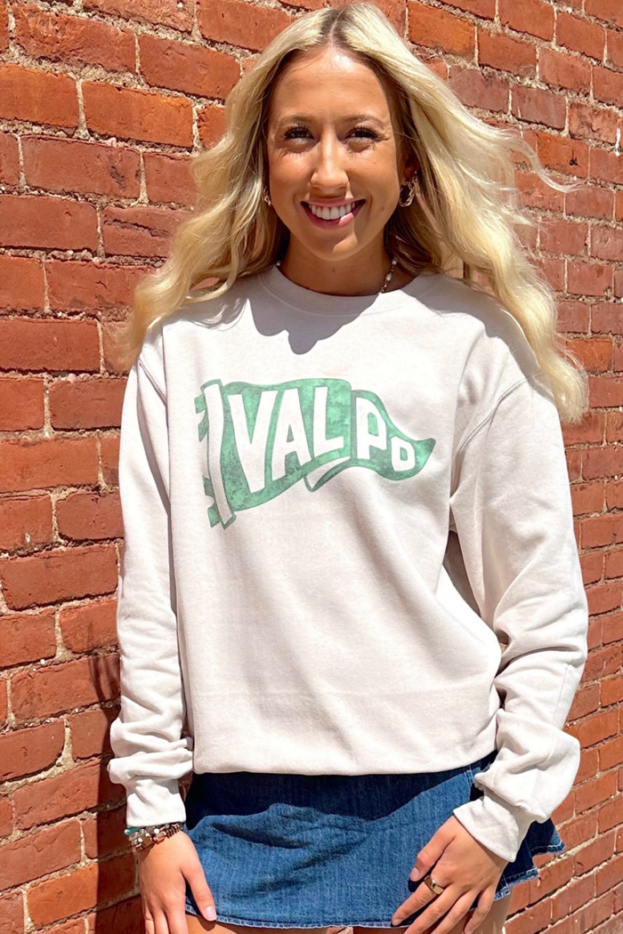 Pennant Crewneck/Valpo