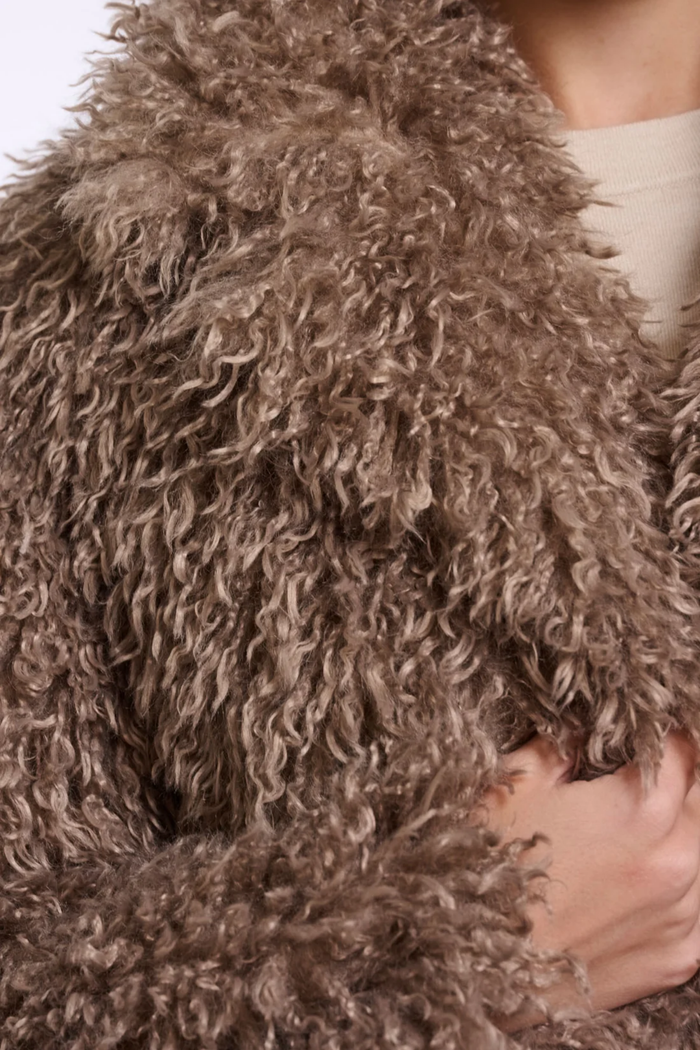 Rino & Pelle Lias Jacket Coffee Mocha Latte 7002611 close-up. Shop Rino & Pelle at Dotique
