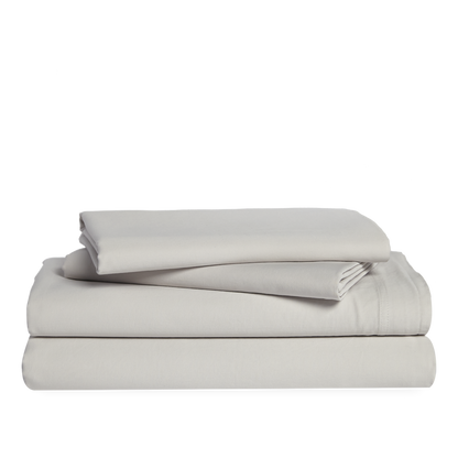 Produced in Portugal exclusively for Elte, The Stonewashed Sateen Collection is crafted using long-staple cotton that has been stonewashed, which results in a luxuriously soft text