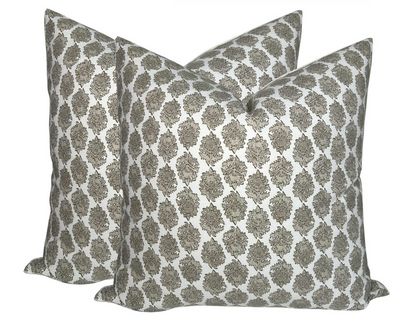 ZIRA Floral Pillow Cover in Bisque